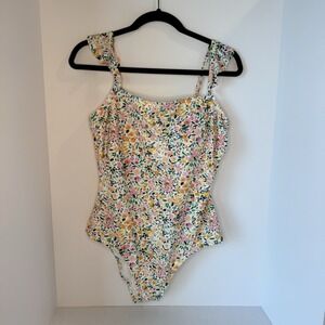 Kona Sol ditsy floral one piece ruffle Large full‎ coverage